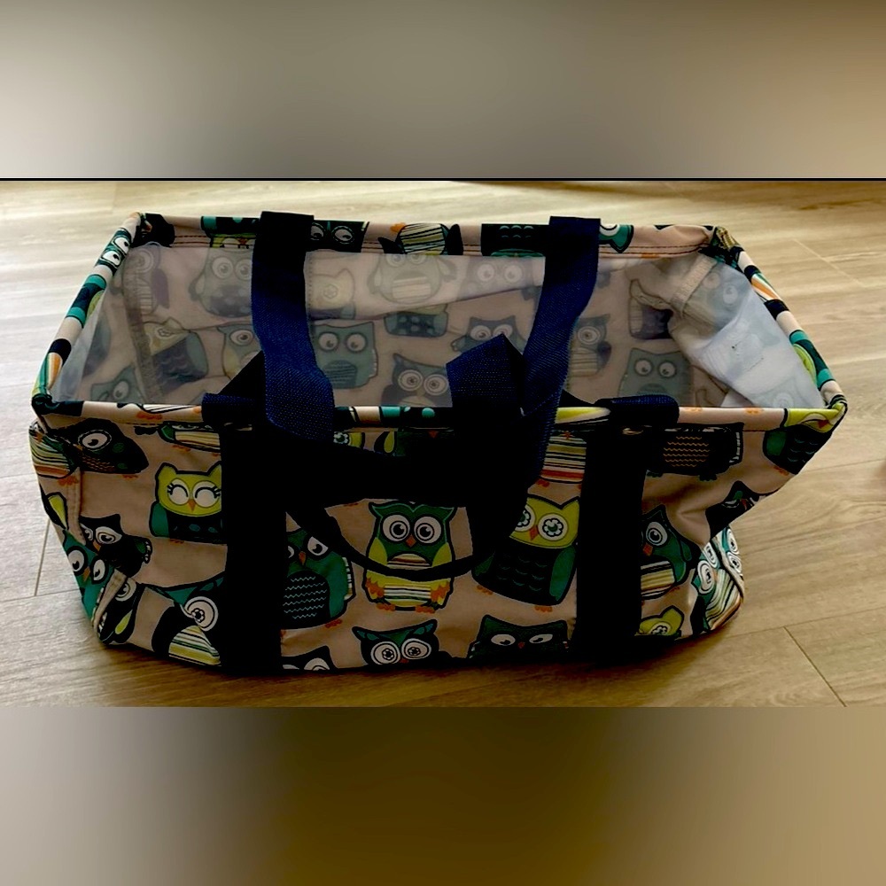 Thirty-One Medium Utility Tote Hoo’s Chilly